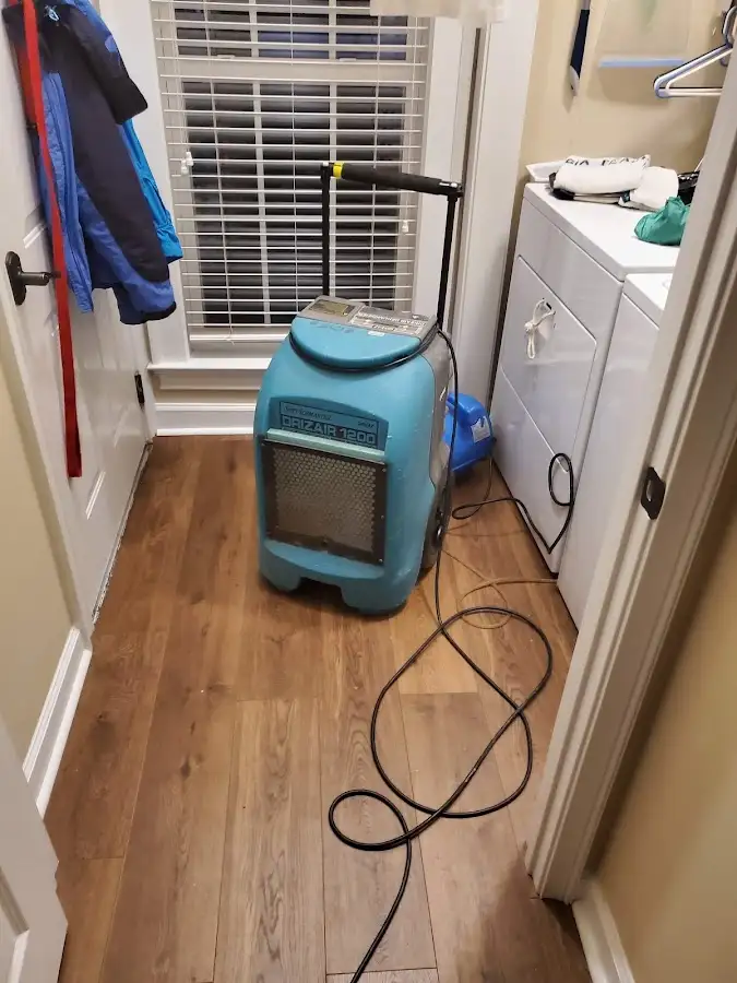 Commercial dehumidifier deployed for Crawl Space Restoration in Loganville